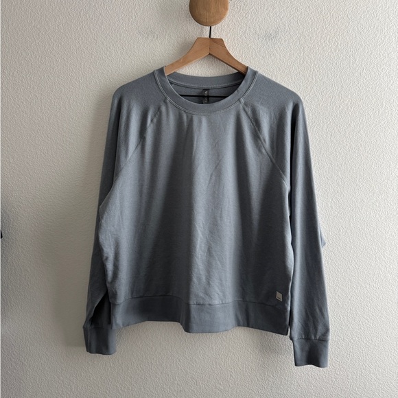 Vuori Tops - Vuori Womens Halo Crew Lightweight Sweatshirt